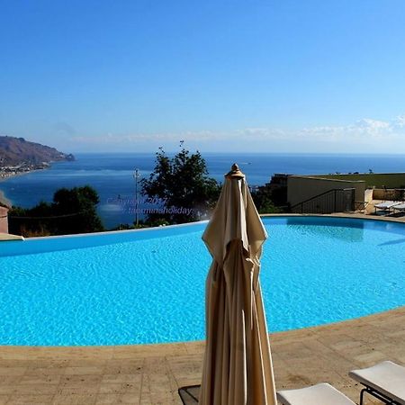 Taormina Bella Vista Apartment In Center With Pool By Taormina Holidays Eksteriør billede