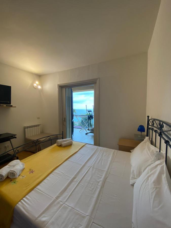 Taormina Bella Vista Apartment In Center With Pool By Taormina Holidays Eksteriør billede